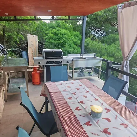 House - Two-bedroom With Terrace And Sea View *