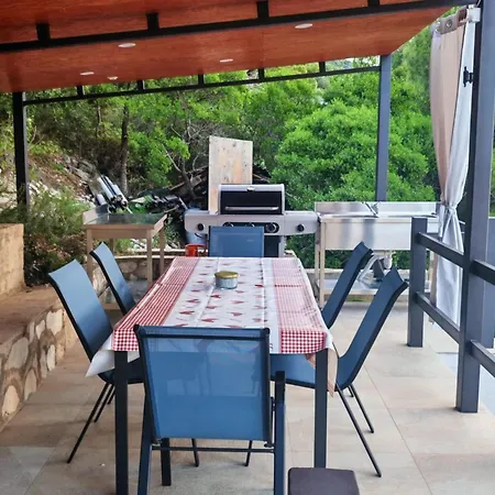 House - Two-bedroom With Terrace And Sea View * Sobra
