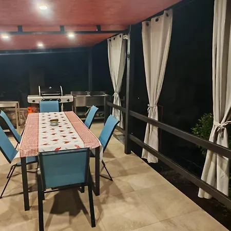 House - Two-bedroom With Terrace And Sea View Διαμέρισμα Sobra