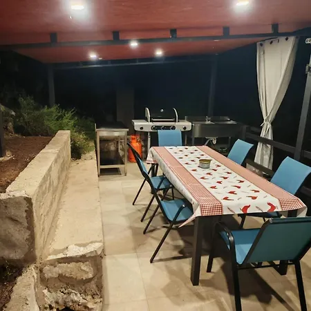 House - Two-bedroom With Terrace And Sea View
